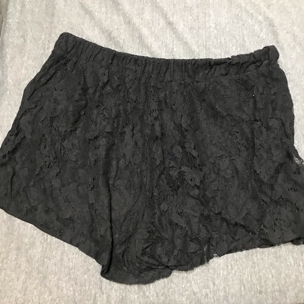 Forever 21+ plus size 2x black lace shorts